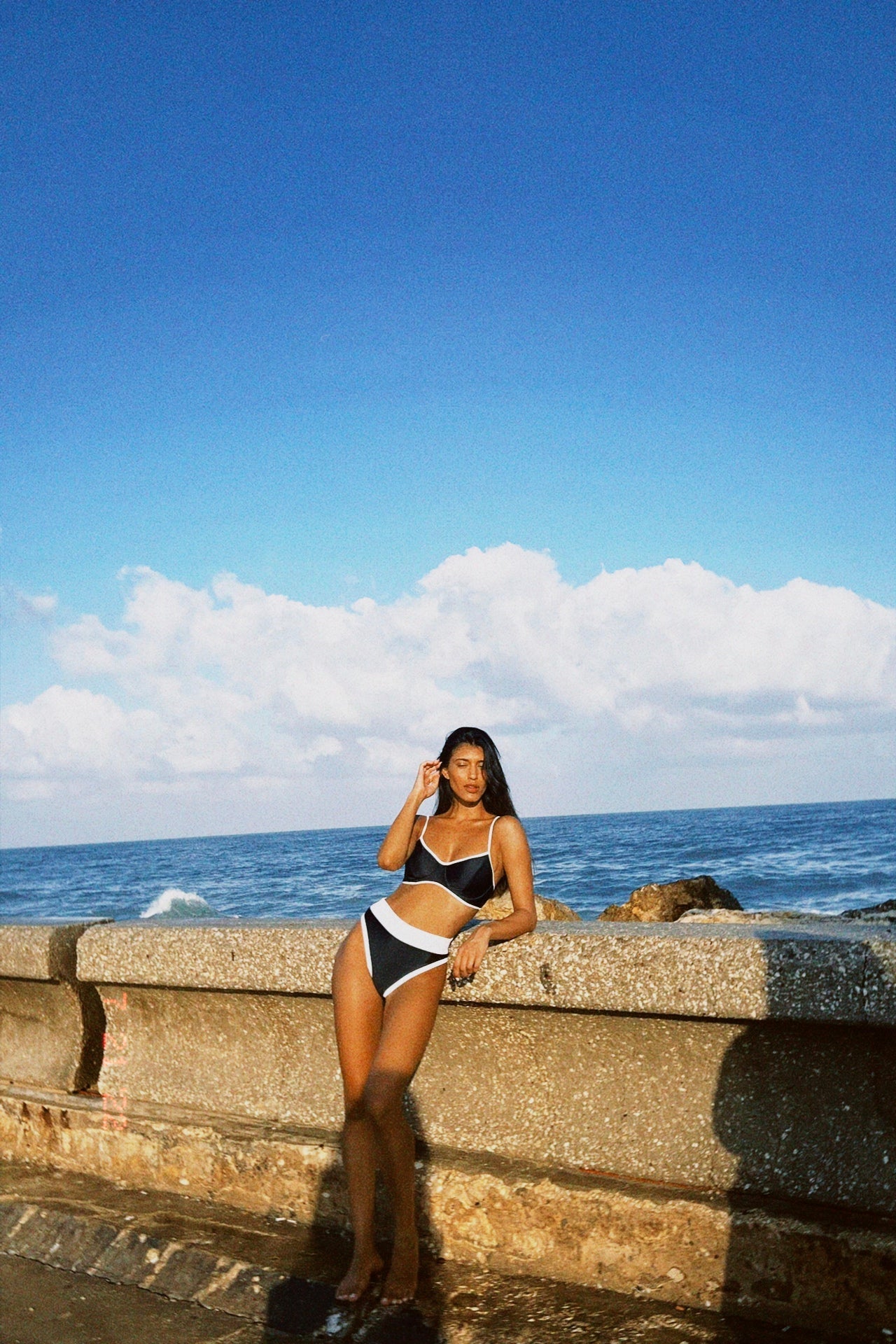 UNDER Katlan BLACK and WHITE - BIKINI -BiliBlond LTD